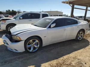 2011 DODGE CHARGER