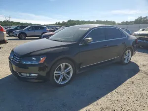 2013 VOLKSWAGEN PASSAT