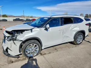 2026 TOYOTA HIGHLANDER