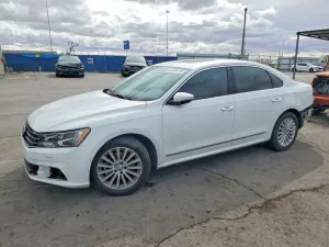 2017 VOLKSWAGEN PASSAT