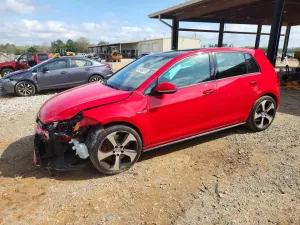 2016 VOLKSWAGEN GTI