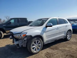 2015 MITSUBISHI OUTLANDER