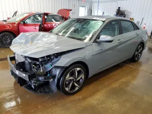 2022 HYUNDAI ELANTRA