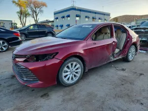 2019 TOYOTA CAMRY