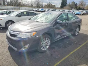 2013 TOYOTA CAMRY