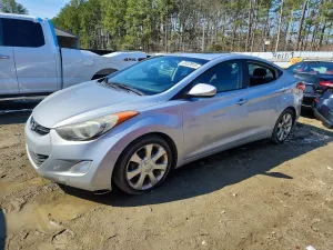2013 HYUNDAI ELANTRA