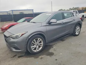 2017 INFINITI QX30