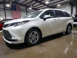 2021 TOYOTA SIENNA