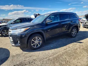 2018 TOYOTA HIGHLANDER