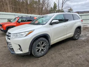 2017 TOYOTA HIGHLANDER