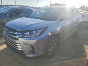 2018 TOYOTA HIGHLANDER