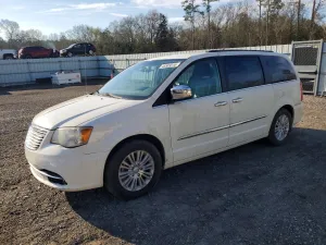 2013 CHRYSLER MINIVAN