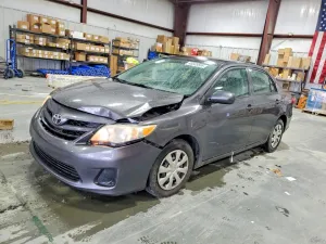 2013 TOYOTA COROLLA