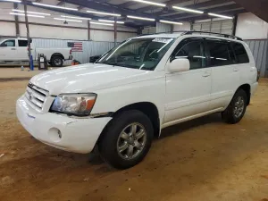 2005 TOYOTA HIGHLANDER
