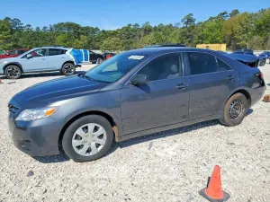 2011 TOYOTA CAMRY