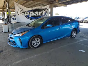 2022 TOYOTA PRIUS