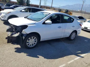 2017 NISSAN VERSA
