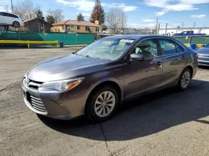2017 TOYOTA CAMRY