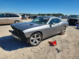 2011 DODGE CHALLENGER