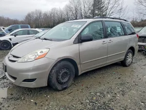 2009 TOYOTA SIENNA
