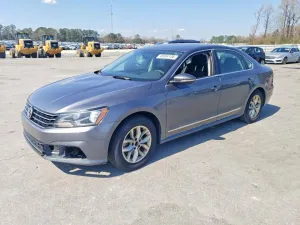 2016 VOLKSWAGEN PASSAT