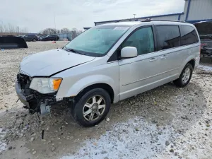 2009 CHRYSLER MINIVAN