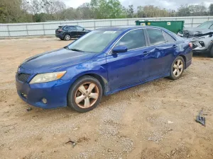 2011 TOYOTA CAMRY