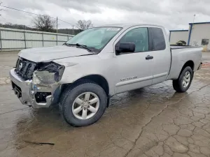 2011 NISSAN TITAN