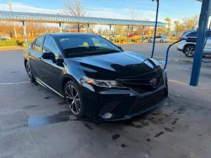2018 TOYOTA CAMRY