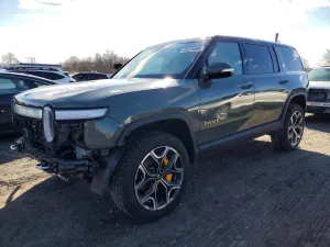 2023 RIVIAN RIS