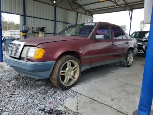 MERCEDES-BENZ 300-CLASS