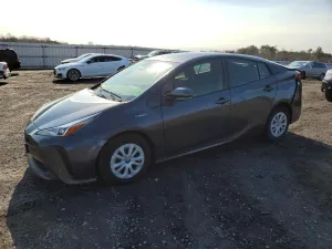 2019 TOYOTA PRIUS