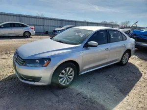 2015 VOLKSWAGEN PASSAT