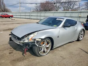 2009 NISSAN 370Z