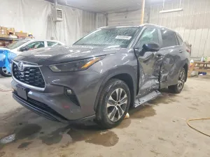 2023 TOYOTA HIGHLANDER