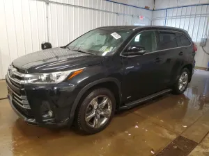 2017 TOYOTA HIGHLANDER