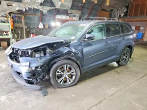 2016 TOYOTA HIGHLANDER