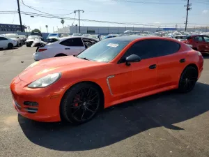2013 PORSCHE PANAMERA