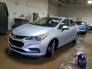 2017 CHEVROLET CRUZE