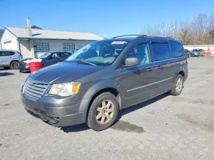 2010 CHRYSLER MINIVAN