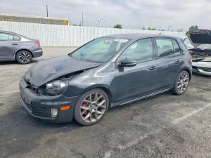 2013 VOLKSWAGEN GTI