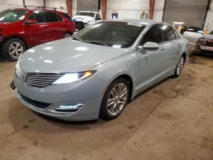 2013 LINCOLN MKZ