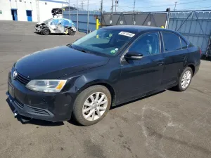 2011 VOLKSWAGEN JETTA