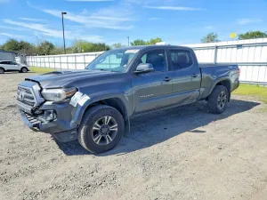 2017 TOYOTA TACOMA