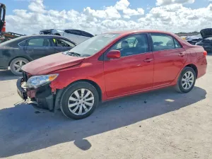 2013 TOYOTA COROLLA