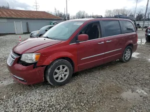 2011 CHRYSLER MINIVAN