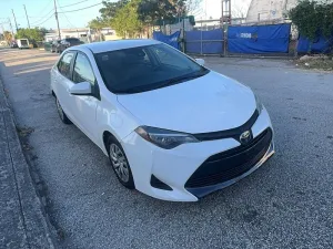 2017 TOYOTA COROLLA