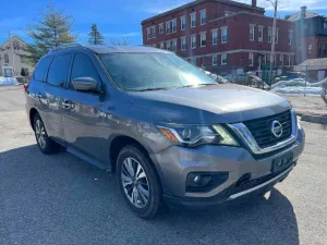 2017 NISSAN PATHFINDER
