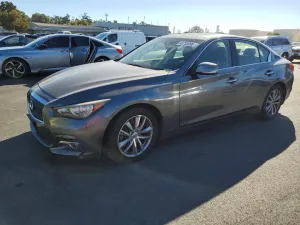 2015 INFINITI Q50