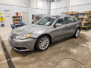 2013 CHRYSLER 200
